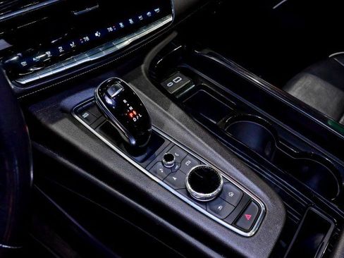 Used 2022 Cadillac Escalade ESV Sport image 38