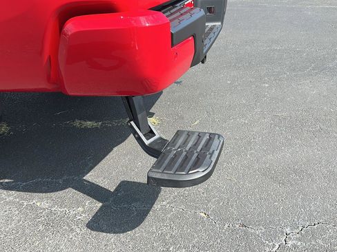 New 2026 Nissan Frontier SV w/ Tow Package image 10