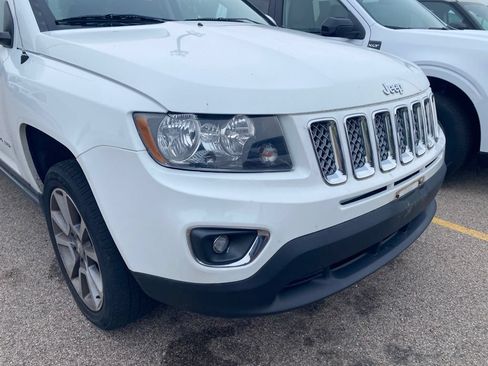 Used 2017 Jeep Compass High Altitude AWD/4WD image 4