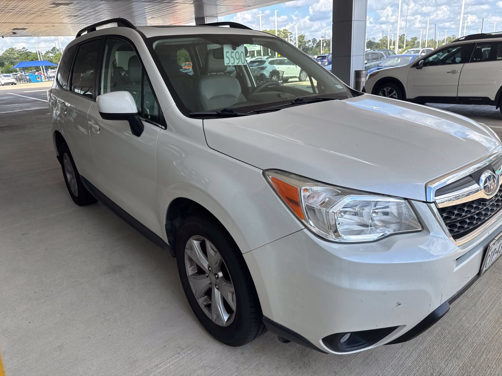 Used 2014 Subaru Forester 2.5i Limited w/ Popular Package #2 AWD/4WD image 2
