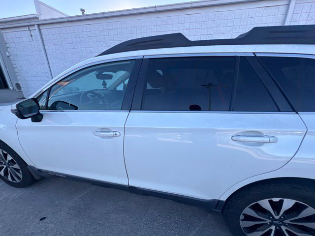 Used 2017 Subaru Outback 3.6R Limited AWD/4WD image 19