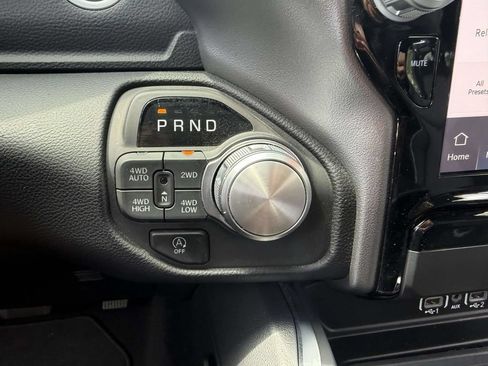 Used 2026 RAM 1500 Laramie AWD/4WD image 28