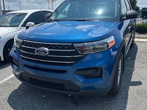Used 2022 Ford Explorer XLT w/ Class IV Trailer Tow Package RWD image 3
