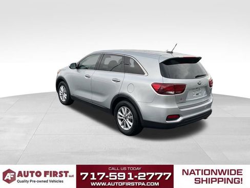 Used 2020 Kia Sorento AWD V6 image 5