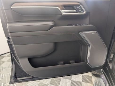 Certified 2024 Chevrolet Silverado 2500 High Country w/ Technology Package image 8