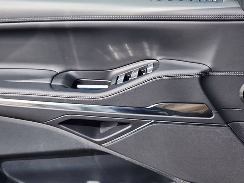 New 2027 Lincoln Navigator Premiere AWD/4WD image 9