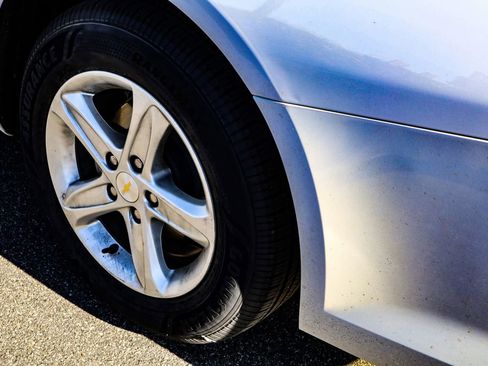 Used 2024 Chevrolet Malibu LT image 35