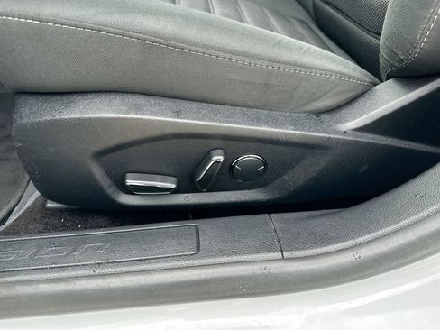 Used 2018 Ford Fusion SE image 22