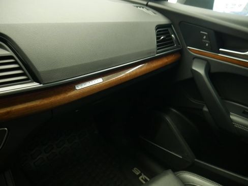 Certified 2023 Audi Q5 2.0T Prestige AWD/4WD image 35