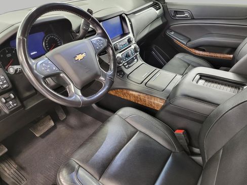Used 2020 Chevrolet Suburban Premier w/ Max Trailering Package AWD/4WD image 9