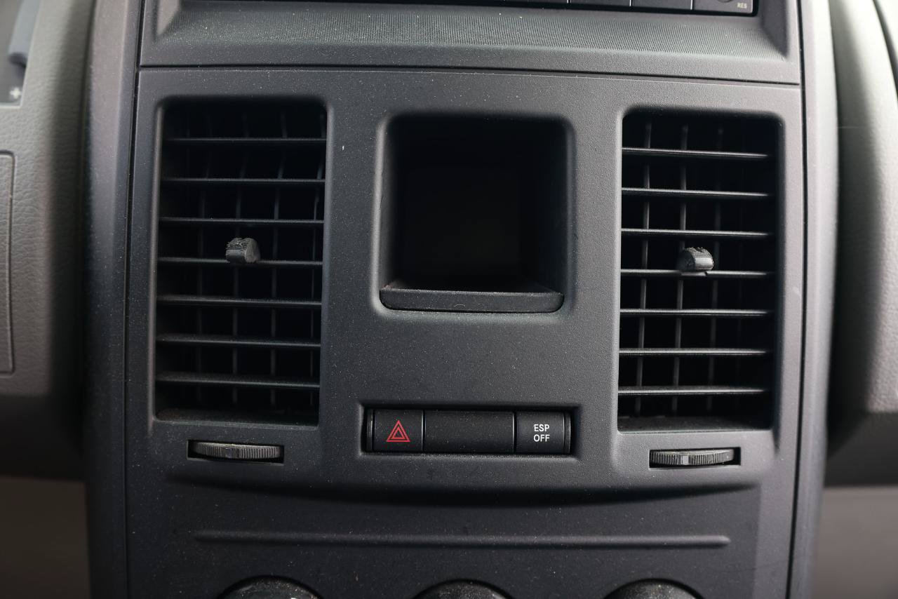Used 2008 Dodge Grand Caravan SE FWD image 34