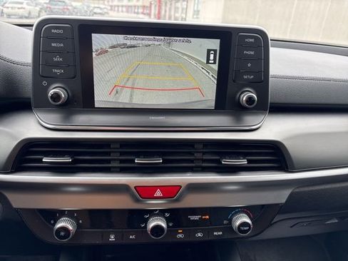 Used 2021 Kia Telluride LX image 15