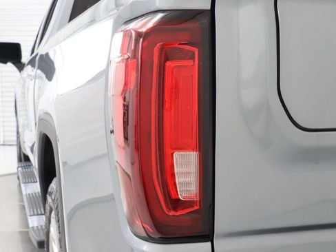 Used 2023 GMC Sierra 1500 Denali AWD/4WD image 13