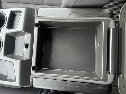 Used 2025 Chevrolet Silverado 1500 LT image 27