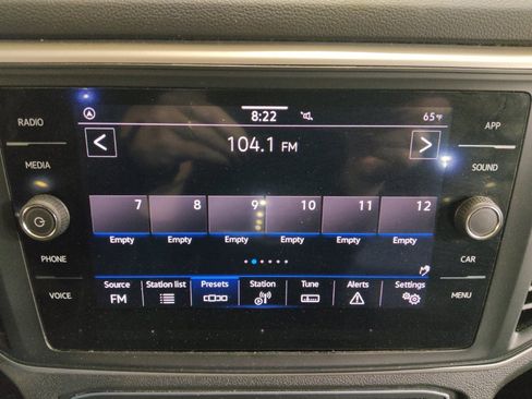 Used 2021 Volkswagen Atlas SE image 25