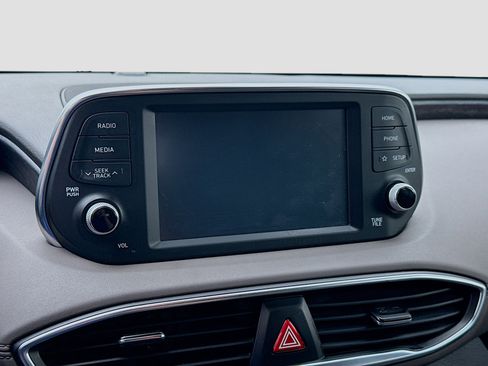 Used 2020 Hyundai Santa Fe SEL image 11
