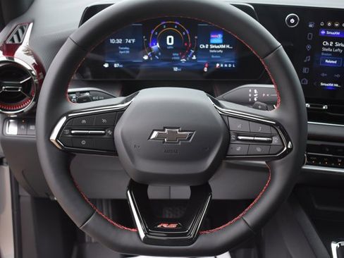 New 2026 Chevrolet Equinox RS FWD image 21