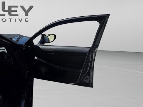 Used 2023 Lexus IS 350 F Sport w/ Navigation Package image 25