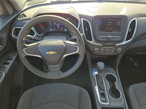 Used 2022 Chevrolet Equinox LT FWD image 18