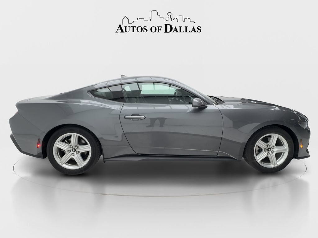Used 2026 Ford Mustang Premium RWD image 8