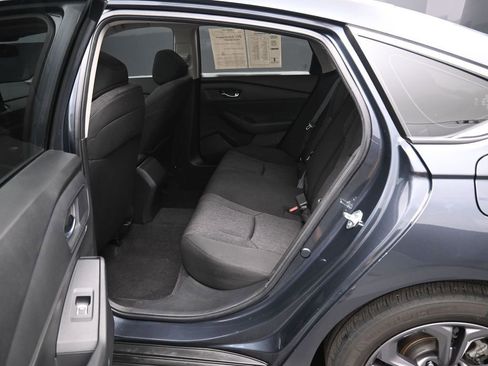 Used 2023 Honda Accord EX image 29