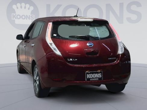 Used 2016 Nissan Leaf SL w/ Premium Package image 10