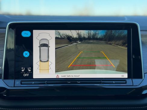 New 2025 Volkswagen Atlas SEL AWD/4WD image 32