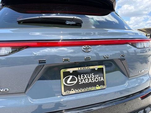 Used 2026 Toyota Crown Signia w/ Advanced Technology Package image 46