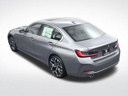 New 2026 BMW 330i xDrive Sedan w/ Premium Package AWD/4WD image 28