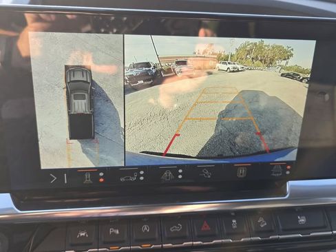 New 2025 Chevrolet Silverado 1500 LT Trail Boss w/ LT Trail Boss Premium Package AWD/4WD image 25