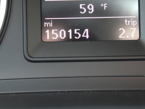 Used 2015 Volkswagen Tiguan SE image 15