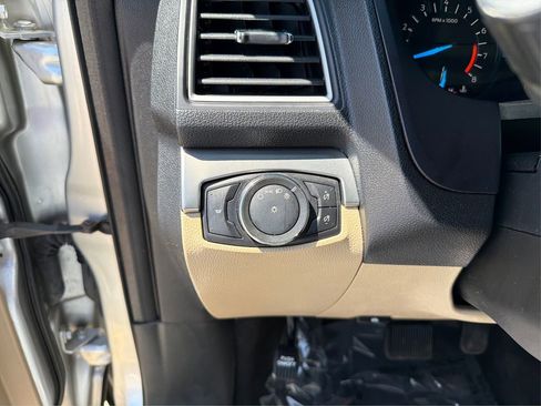 Used 2017 Ford Explorer 4WD image 18