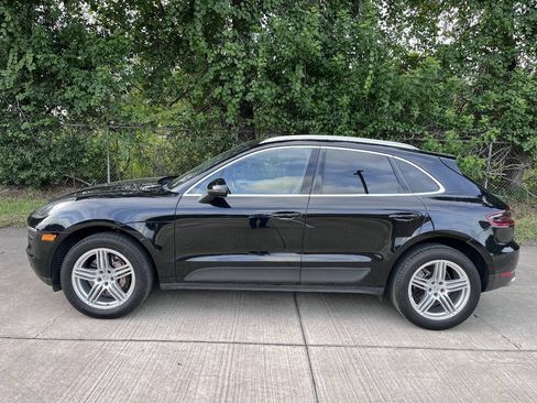 Used 2017 Porsche Macan S AWD/4WD image 4