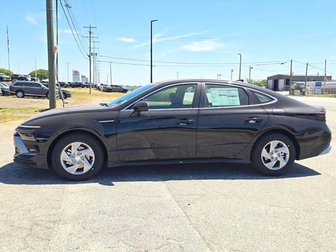 New 2026 Hyundai Sonata SE FWD image 5