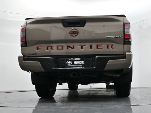 Used 2023 Nissan Frontier PRO-4X w/ Technology Package image 41
