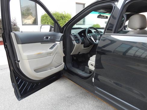 Used 2014 Ford Explorer 4WD image 24