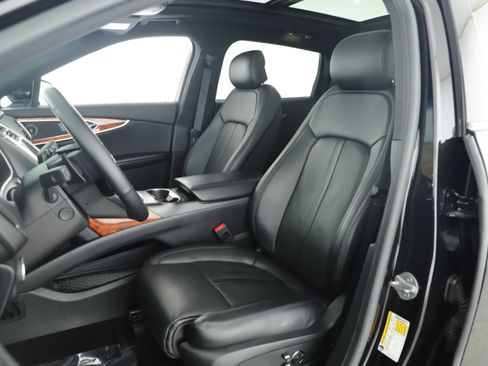 Used 2019 Lincoln Nautilus Reserve image 9