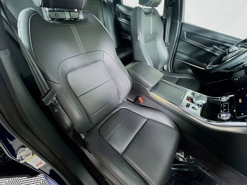 Certified 2024 Jaguar XF R-Dynamic SE AWD/4WD image 30