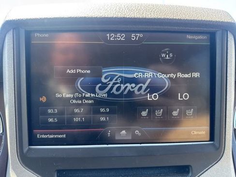 Used 2016 Ford F250 Lariat w/ Lariat Ultimate Package AWD/4WD image 41