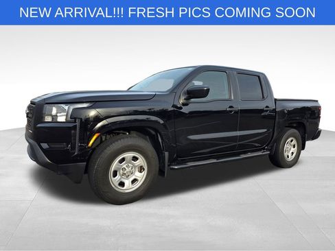 Used 2022 Nissan Frontier S w/ Technology Package image 2