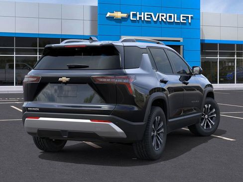 New 2026 Chevrolet Equinox LT w/ Convenience Package II image 4