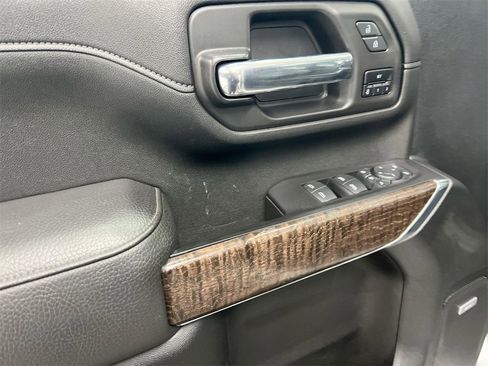 Used 2020 GMC Sierra 2500 Denali w/ Denali Ultimate Package image 22