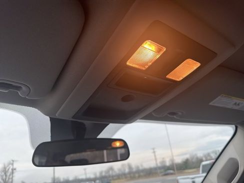 Used 2018 RAM 1500 Express w/ Express Value Package image 27