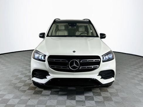 Certified 2022 Mercedes-Benz GLS 450 4MATIC image 2
