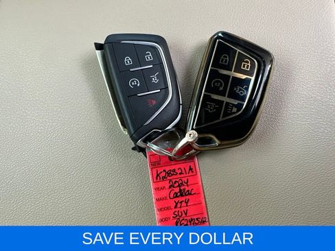 Used 2024 Cadillac XT4 Luxury FWD image 25