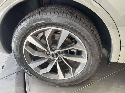 Certified 2024 Audi Q5 2.0T Premium Plus w/ Premium Plus Package image 13