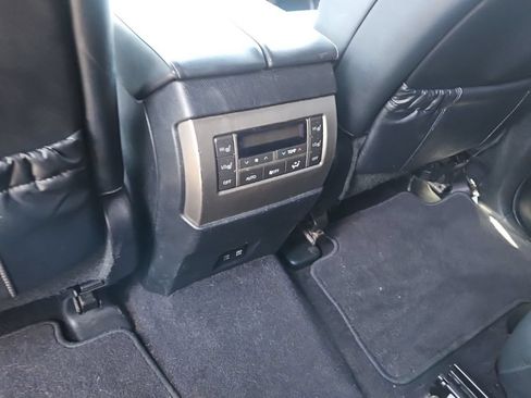 Used 2021 Lexus GX 460 Luxury w/ Sport Design Package AWD/4WD image 13