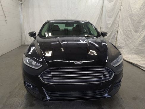 Used 2016 Ford Fusion SE w/ Equipment Group 202A FWD image 14