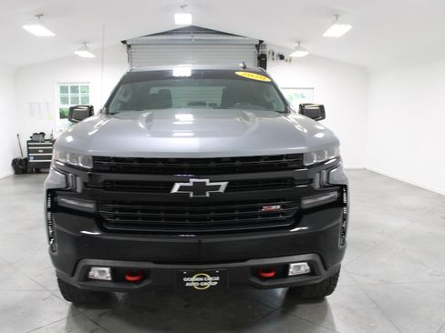 Used 2020 Chevrolet Silverado 1500 LT Trail Boss w/ Convenience Package AWD/4WD image 3