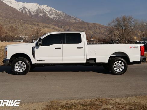 Used 2024 Ford F250 XLT w/ FX4 Off-Road Package image 7